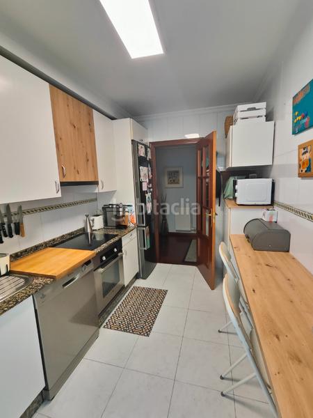 Foto 373ded9e-1347-4c52-bb51-9447e497ed70. Flat with heating parking in As Travesas - Balaidos Vigo