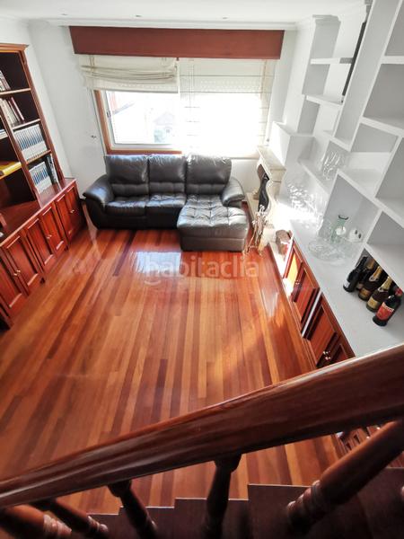 Foto 3687baae-7d72-4ac6-8f21-7a32ca7051b8. Location duplex avec cheminée chauffage parking dans Vigo