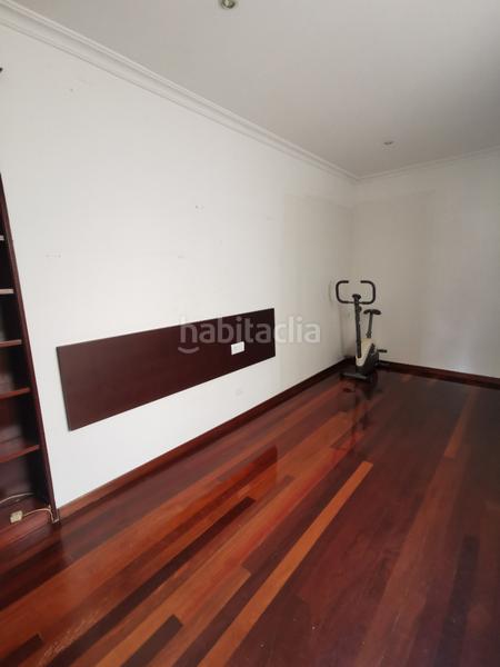 Foto eaa95c8e-d3b0-4fd5-bd47-25fc337e7670. Location duplex avec cheminée chauffage parking dans Vigo