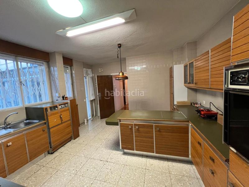 Foto 43729d0c-822a-45c1-b5cb-3d401a0d7cdf. Piso en Centro - Areal Vigo