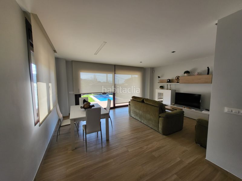 Foto bc68bef3-f5fe-478a-bc01-18911a6b021a. Chalet en Valadares - Beade Vigo