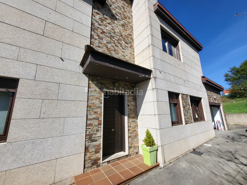 Foto c16d0e7b-7748-420b-aa36-fd6f95309069. Chalet en Valadares - Beade Vigo