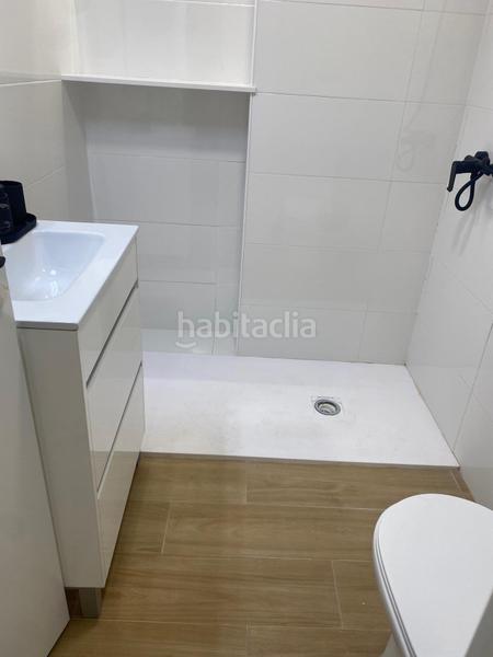 Foto af85395f-483e-4595-88e9-229c3b4b8663. Piso en begoña 8 piso en Centro Gijón