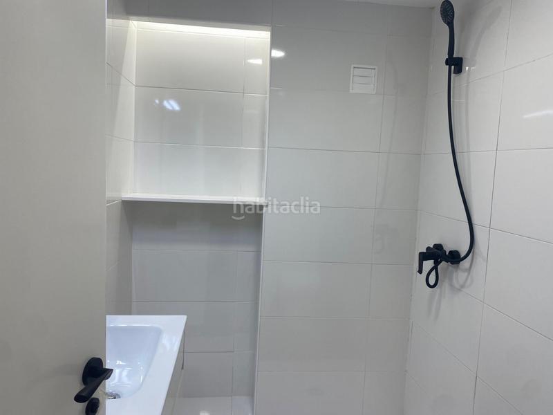 Foto beef5e2c-ecb2-4e16-8187-713773ee1c77. Piso en begoña 8 piso en Centro Gijón