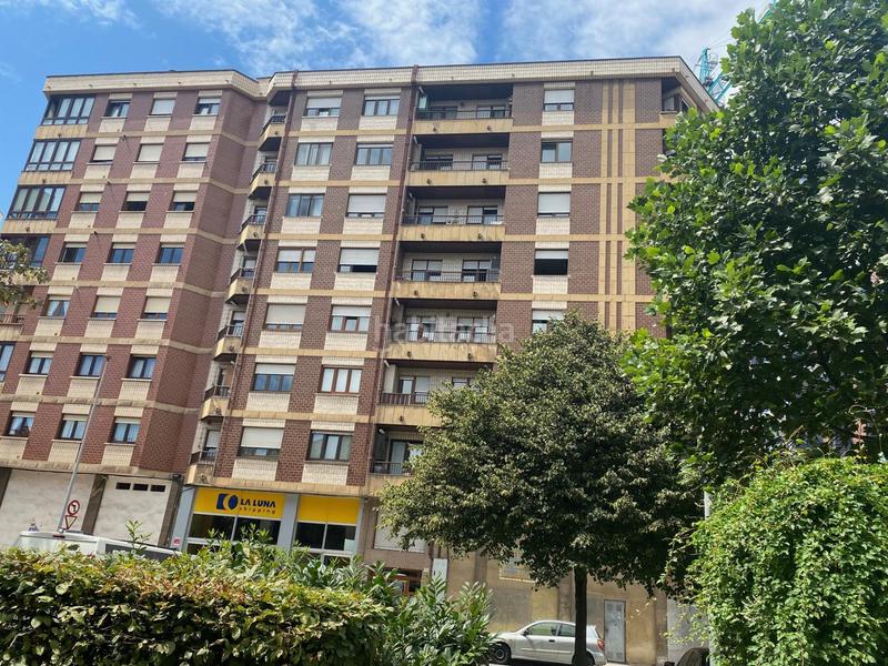 Foto ba6d99cb-487c-4dbf-b584-ea5afe5c9d4b. Piso en teodoro cuesta 12 piso en Laviada Gijón