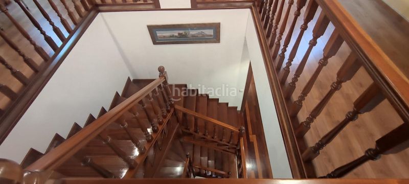Foto 66da8a1a-f927-42d0-a00f-87e9f5eb899b. Chalet in de los jazmines 368 in Somió Gijón