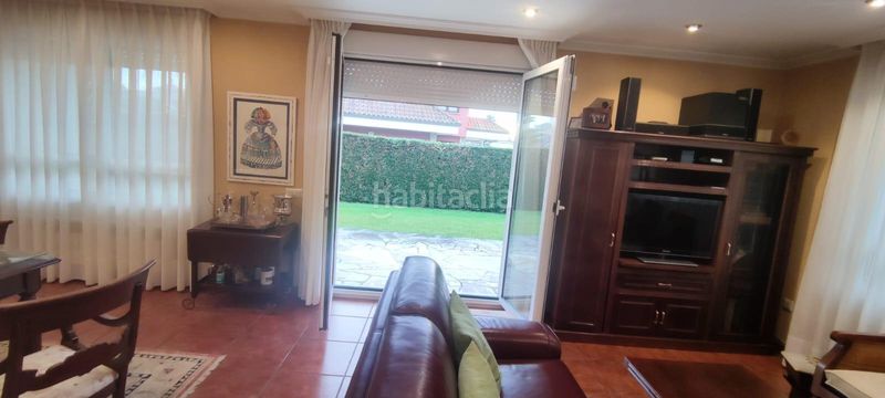 Foto 7755d12a-5424-4133-856b-f147c896ca86. Chalet in de los jazmines 368 in Somió Gijón