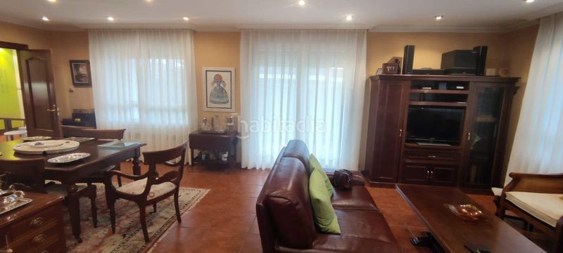 Foto a5c0bd18-18af-4346-8be6-e754323f8b72. Chalet in de los jazmines 368 in Somió Gijón