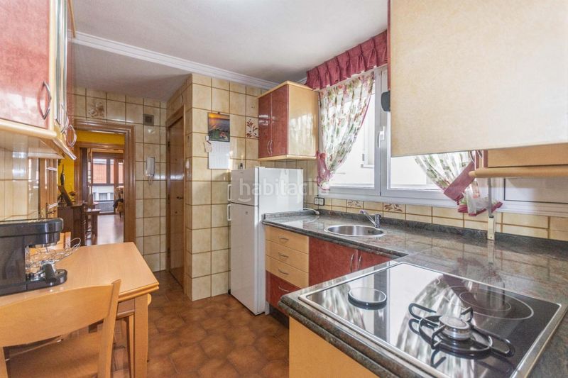 Foto a4aa43a7-6187-4498-ba06-359681ad812d. Pis amb calefacció a Centro Gijón