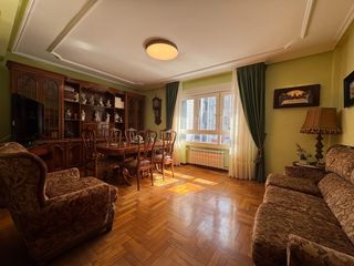 Flat in Centro. Gijónpiso