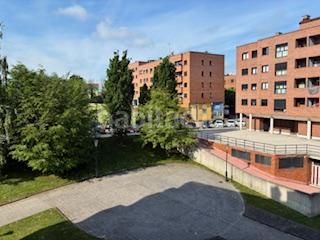 Foto 54f2a373-04c4-48a9-a817-264843249da7. Piso  en Roces Gijón