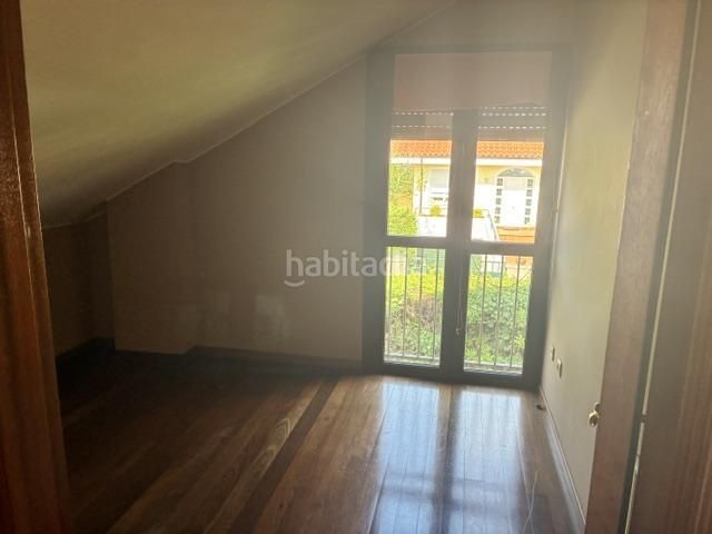 Foto 0fe1c6c7-7394-4453-aa0c-98b6e3a05724. Xalet amb calefacció a Somió Gijón