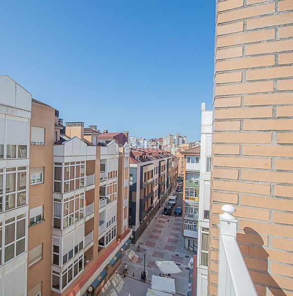 Foto 3f9799ba-a9c6-439c-9f6e-25eaebc28cc6. Apartament amb calefacció a Llano Gijón