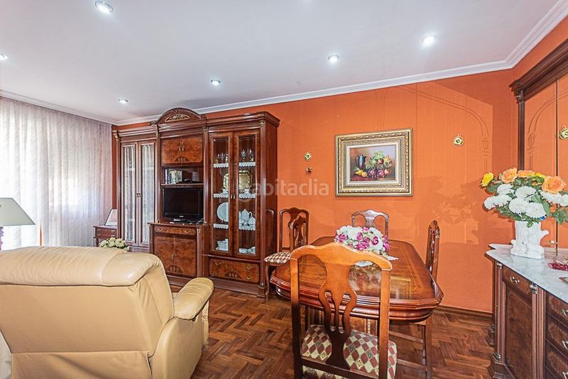 Foto cb66e32e-feb1-45df-a3e4-6ce63f9368b1. Apartament amb calefacció a Llano Gijón