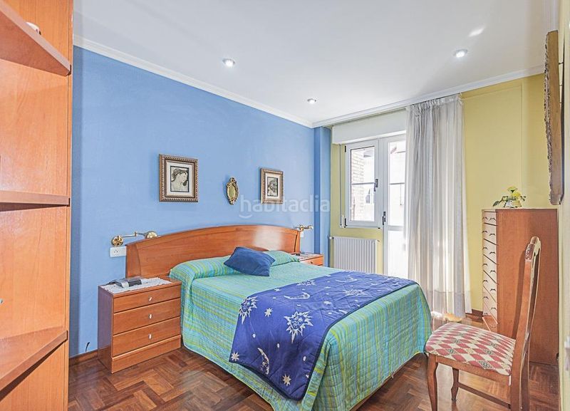 Foto eb205b01-f065-40e9-8735-975e1164e559. Apartament amb calefacció a Llano Gijón