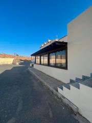 Building in Triquivijate