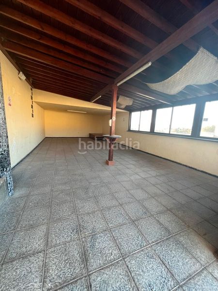 Foto cd66c317-b18e-4d94-a04e-790914591bcb. Edificio en Triquivijate Antigua