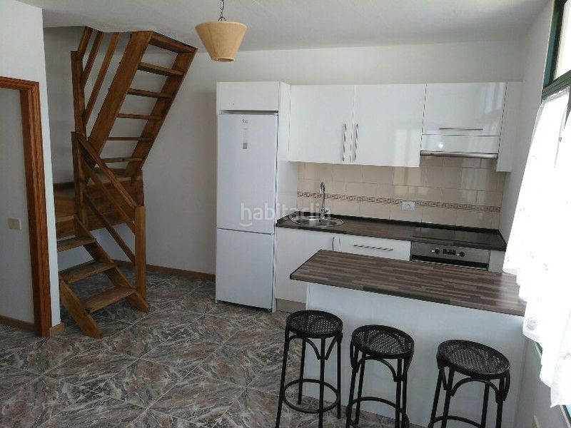 Foto eab8581d-003a-48f8-bd6a-21a765cbc774. Edificio en Triquivijate Antigua