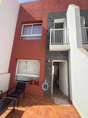 Casa adossada a Gran Tarajal. Gran tarajal el palmeral ref. 37395yd