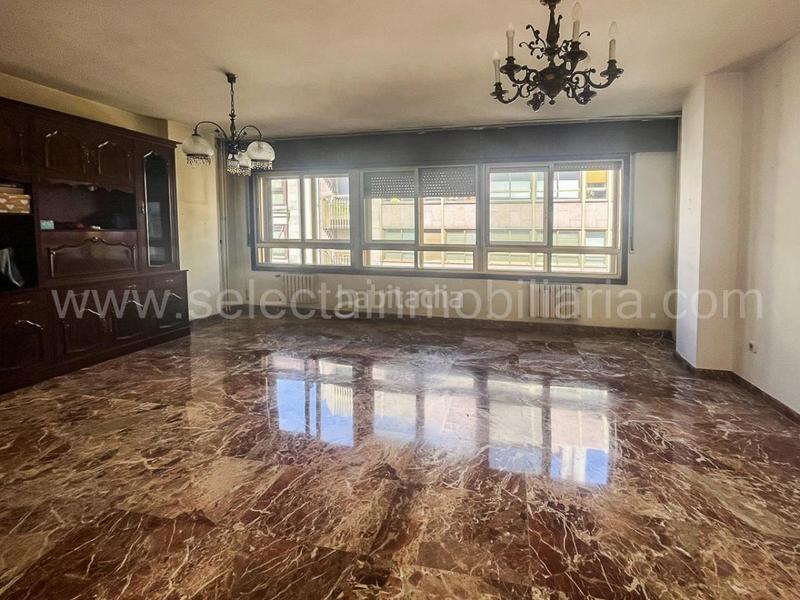 Foto 0a363b4e-83fb-49ea-842f-4a174db686a0. Appartamento con riscaldamento parcheggio in Zona de Plaza de Barcelos Pontevedra