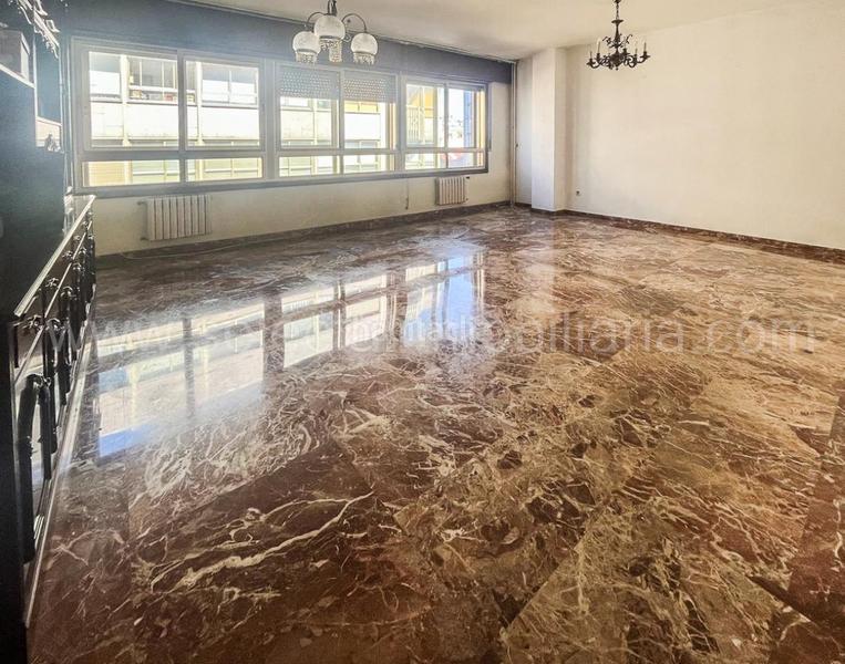 Foto 92453304-4022-4a4c-a963-2533d20ba68e. Piso en Zona de Plaza de Barcelos Pontevedra