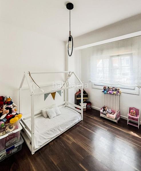 Foto 5e038c51-2c58-4d43-b56b-2b97376cb094. Location appartement avec chauffage parking dans Centro - Echegaray Pontevedra