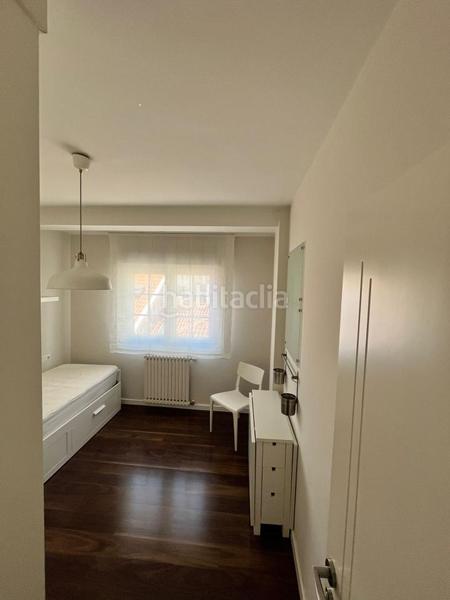 Foto 904ad69b-c7ac-4217-b34a-c305c6ace99d. Rent flat with heating parking in Centro - Echegaray Pontevedra