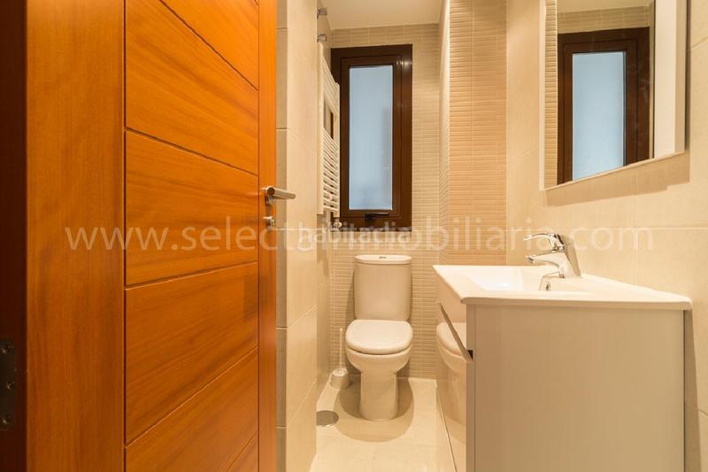 Foto 13119e8a-29a4-4635-85f4-a7110759b91d. Rent apartment with heating parking in La Seca - Los Salgueriños Pontevedra