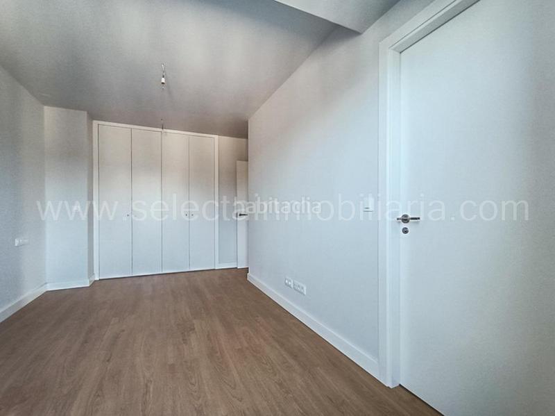 Foto 2338a1bf-1413-4032-a7bb-8d74b09ff708. Pis amb calefacció aparcament a Zona de Plaza de Barcelos Pontevedra