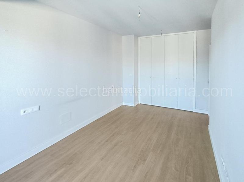 Foto 9495a77d-8969-45ee-adf8-83332fe1f529. Pis amb calefacció aparcament a Zona de Plaza de Barcelos Pontevedra