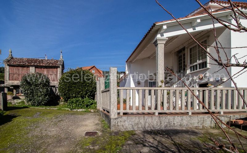 Foto a7574ca4-10e4-4d9d-912f-f5eab3016e23. Casa amb calefacció aparcament a Combarro Poio
