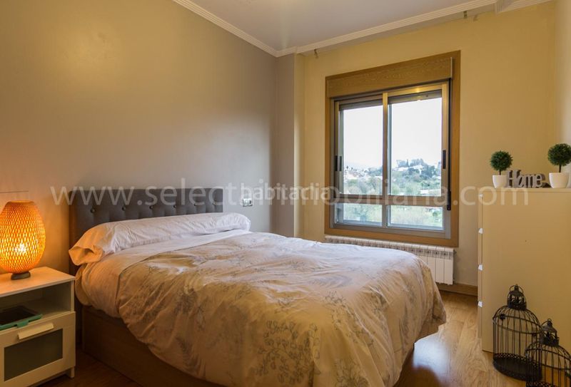 Foto 79f3d860-e568-4f9d-beb4-365ea2316349. Pis amb calefacció aparcament a Zona Fernández Labreda Pontevedra