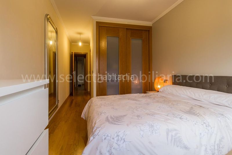 Foto 90dc8d66-6f04-4ff3-af4a-8edb702aae2a. Pis amb calefacció aparcament a Zona Fernández Labreda Pontevedra