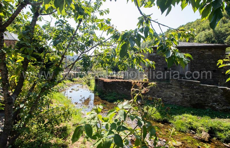Foto ba65b7b0-df74-41df-9ea3-9c0ff5679f68. Masia amb calefacció a Santa Eulalia de Oscos