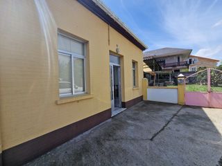 Casa  Camiño pena parda. Casa con encantadora finca en la xubia