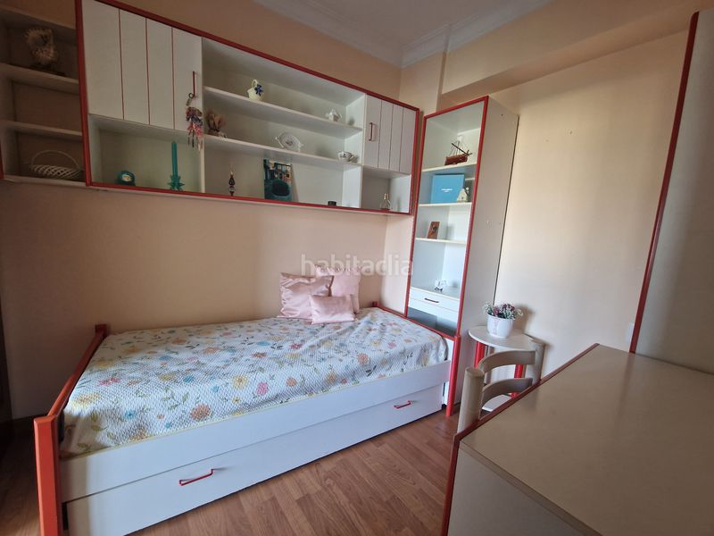 Foto c1a49ab2-2f05-448b-8cd1-dca82329be16. Pis a Porta Nova Ferrol