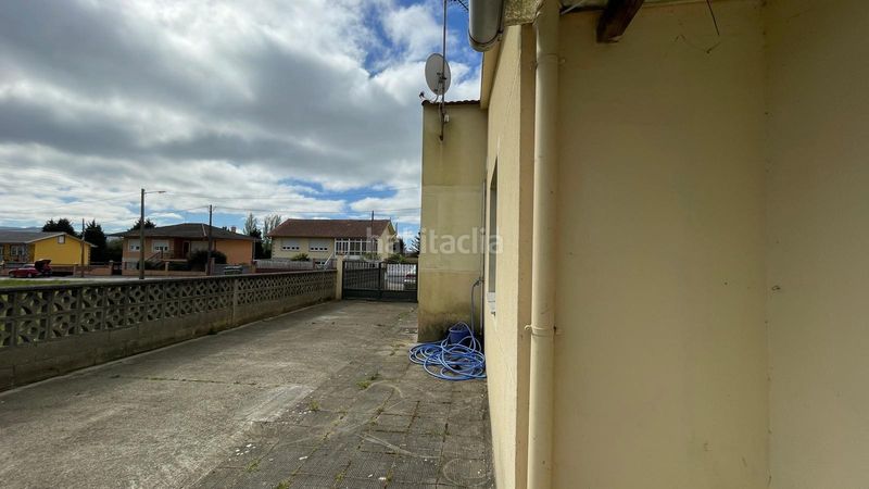 Foto 3b35c971-4989-4308-8c57-9e434e495083. Casa amb aparcament a A Malata - Catabois - Ciudad Jardín Ferrol