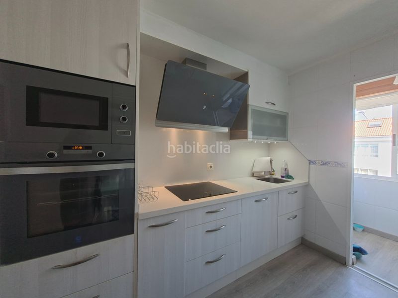 Foto f4db5d36-66e9-4c21-a09f-9c2e47ac3ee9. Lloguer dúplex amb calefacció a Piñeiros - Freixeiro Narón