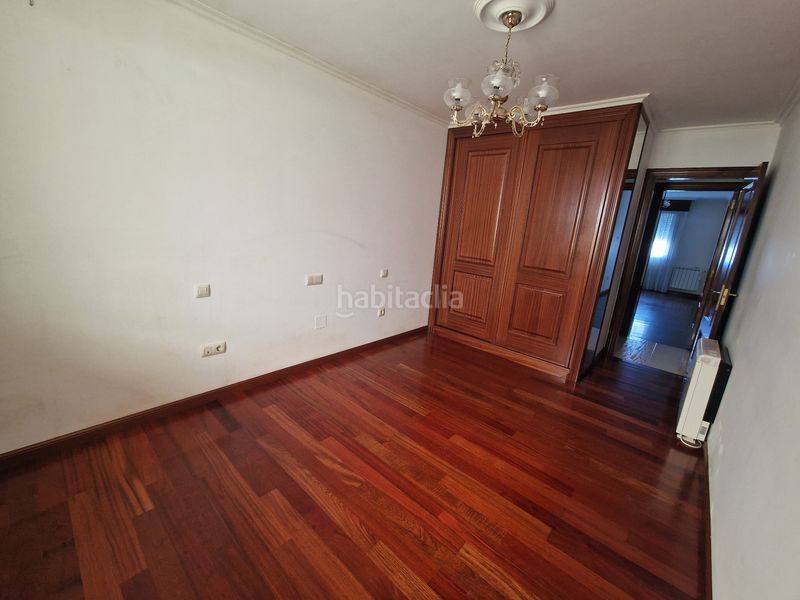 Foto 578ad7ca-7bb6-494d-a895-55f5e2703656. Pis amb calefacció aparcament a Piñeiros - Freixeiro Narón