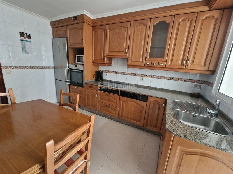 Foto cb54a380-2a3e-4a6c-ac22-b71b647273f6. Pis amb calefacció aparcament a Piñeiros - Freixeiro Narón