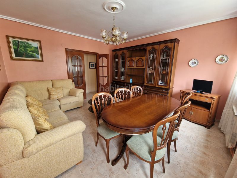 Foto 0de7fd0f-03e7-4160-b75d-59d5b6a02fd2. Pis amb calefacció aparcament a Caranza Ferrol