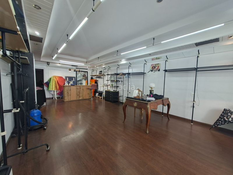 Foto d0adc577-a24f-4dd9-93cd-8cf1714f0973. Rent business premise in Centro Ferrol