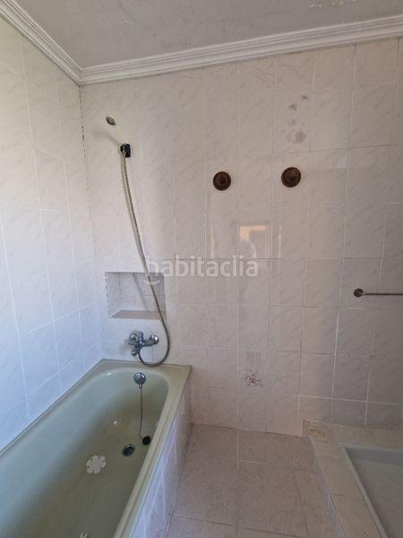 Foto 1a99bcaa-e0ab-454c-b118-f6328b19e837. Casa amb calefacció aparcament a San Mateo - Castro - O Val Narón