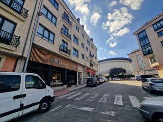 Affitto Appartamento  Rúa san andrés. Piso amueblado con ascensor, trastero y garaje