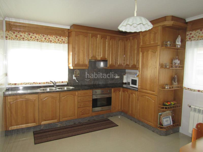 Foto 3b7d2eab-9a69-4c54-8876-eb688eb05a42. Casa amb calefacció aparcament a Valdoviño