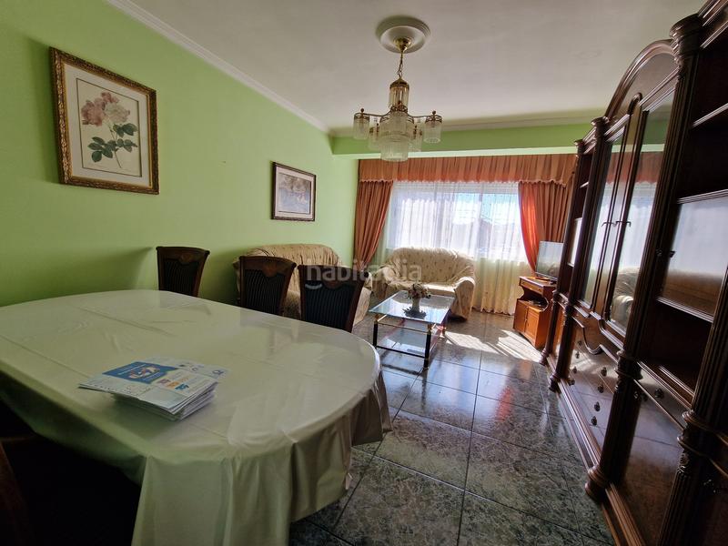 Foto 5c197623-bed3-425b-bec1-370482c81070. Piso  en naron con amplia terraza cubierta en Narón