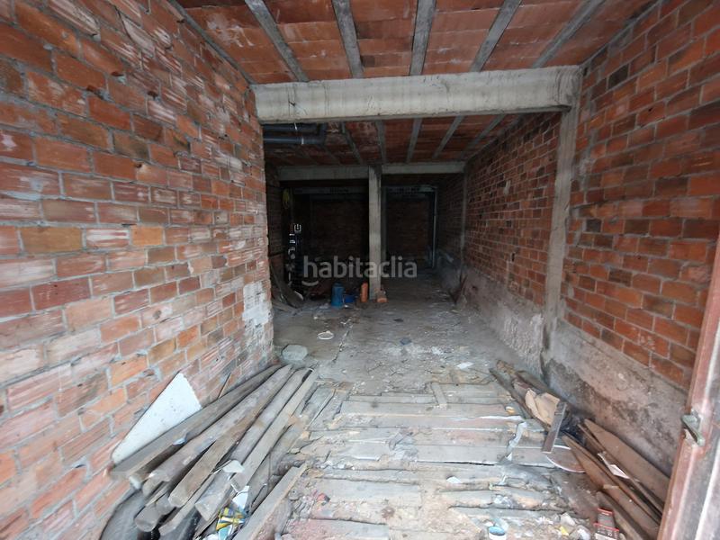 Foto 60bff0f6-4b6f-4d7f-bc5f-dce61c546d84. Local comercial a rúa cristóbal colón 28 a Alto del Castaño Narón