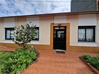 Maison à Piñeiros - Freixeiro. Casa de planta baja en freixeiro