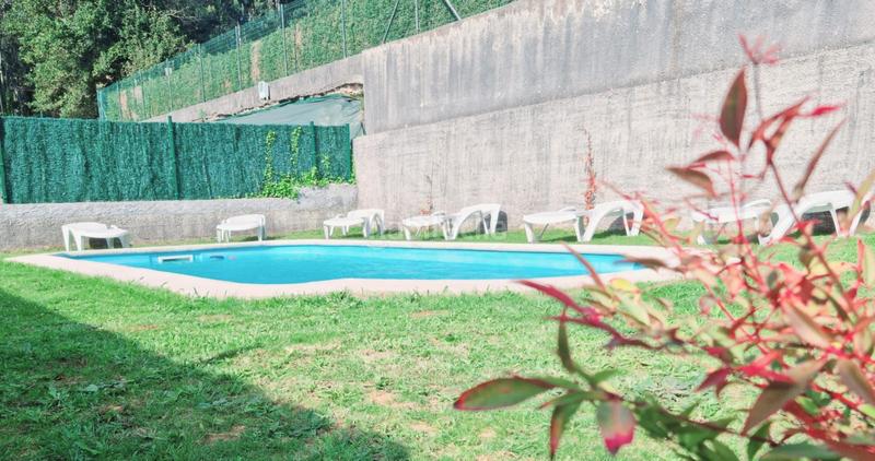 Foto 3e64fc0a-e2d6-4001-a84b-e27521aabd7d. Xalet amb xemeneia a Valdoviño