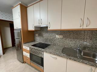 Appartement à A Gándara. Amplio piso en la gandara para entrar a vivir